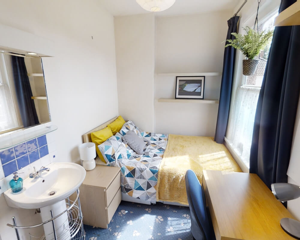 Bedroom 6